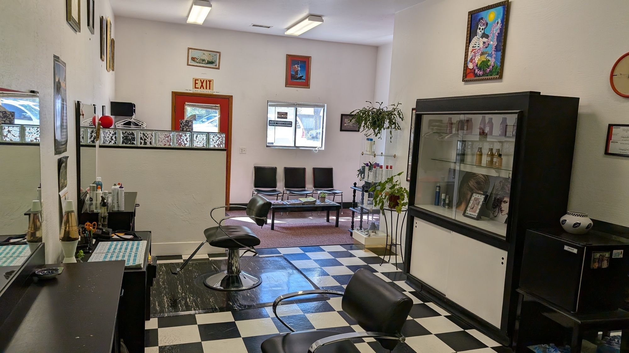 Fully Built-Out Salon Suite